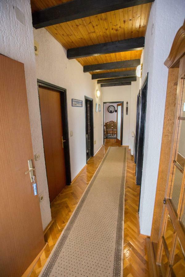 Apartman Ružica Ogulin Bagian luar foto